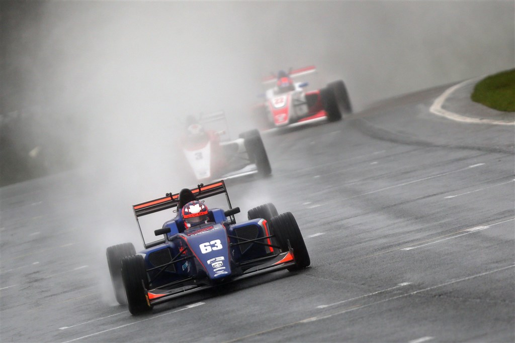 (Foto: British Formula 3)
